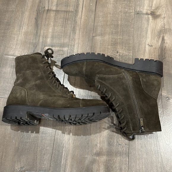 Women’s boots - Picture 3 of 4